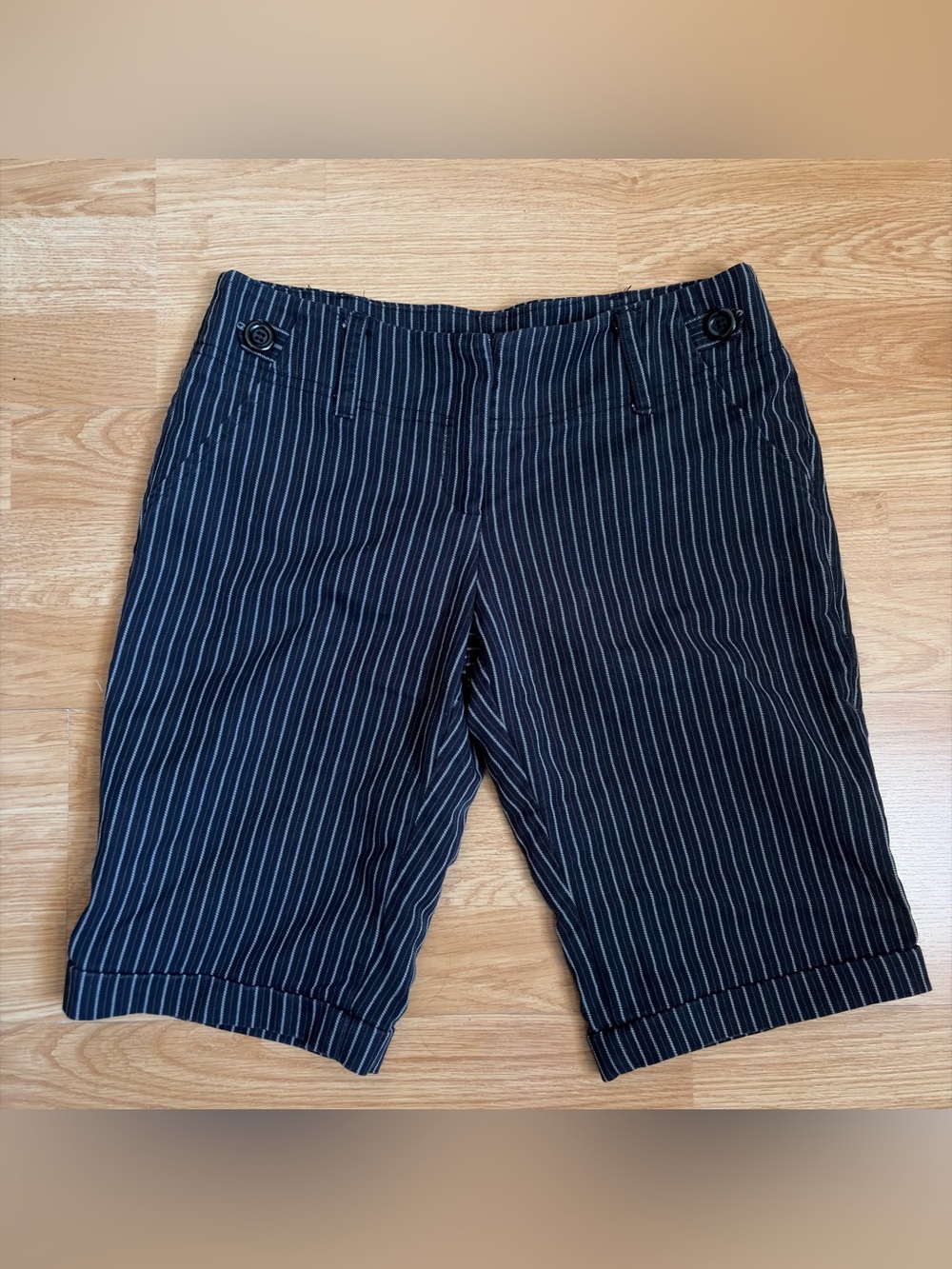 Y2k black capri pinstripe pants